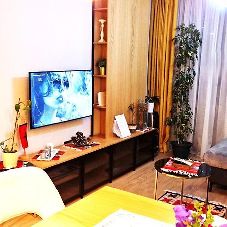 טיראנה Central Comfy Apartment מראה חיצוני תמונה