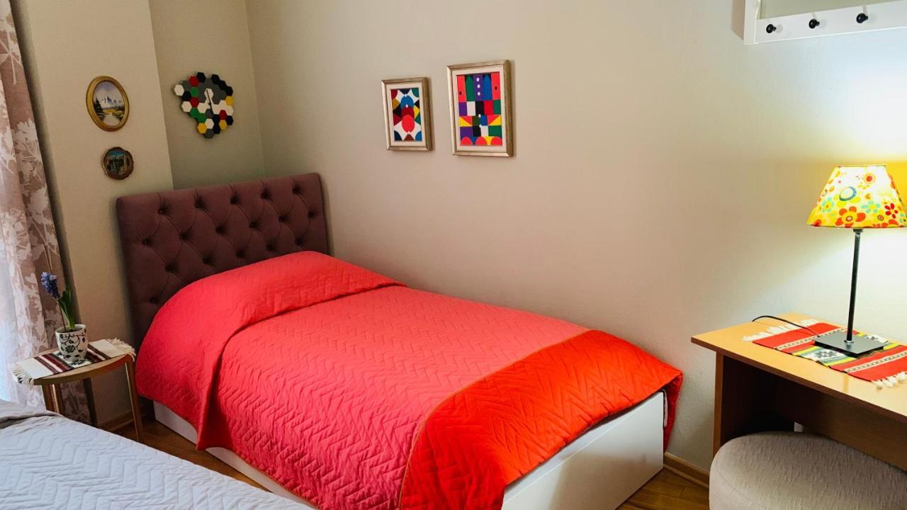 טיראנה Central Comfy Apartment מראה חיצוני תמונה