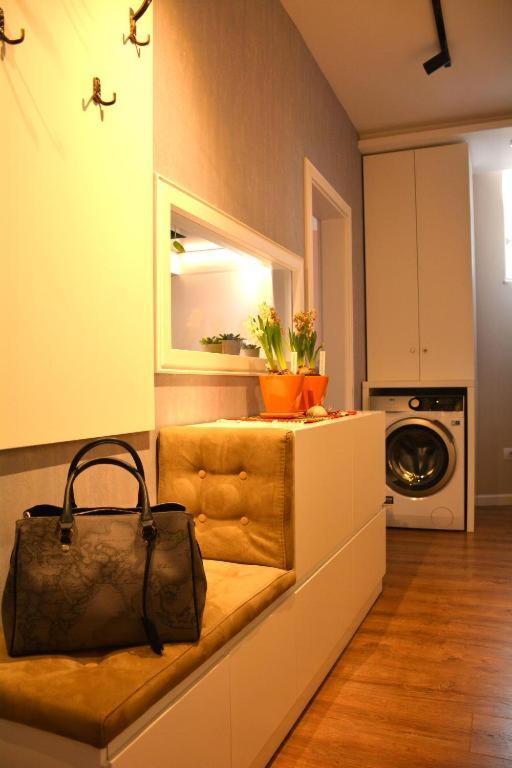 טיראנה Central Comfy Apartment מראה חיצוני תמונה