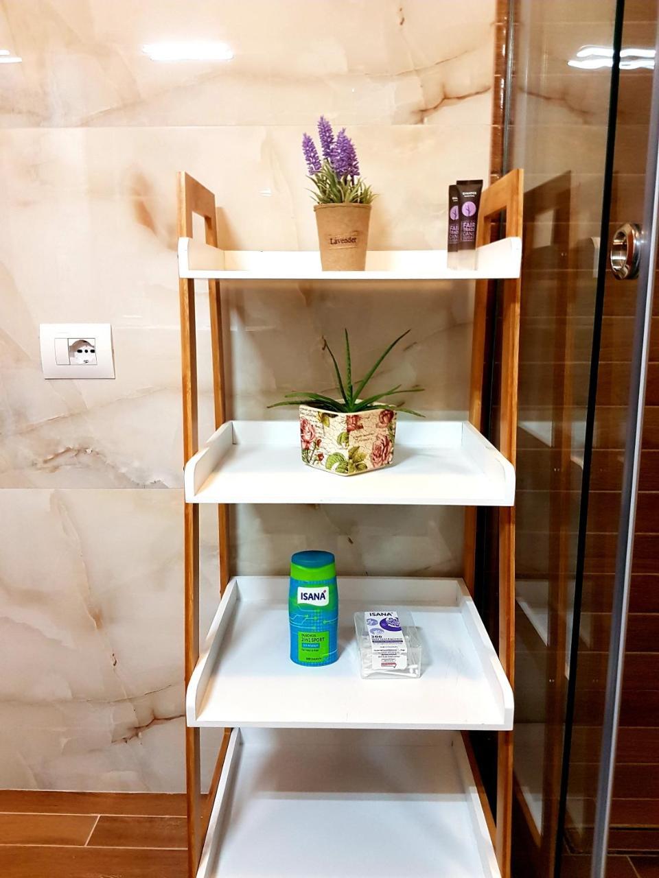 טיראנה Central Comfy Apartment מראה חיצוני תמונה